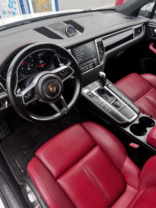 Porsche Macan 2.0 tfsi