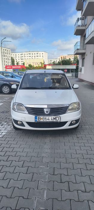 Inchiriez logan uber/bolt