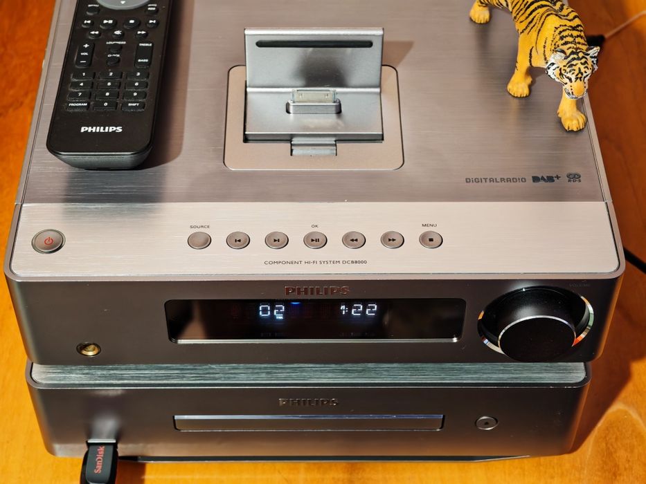 Philips DCB-8000. Sistem de top. Fără boxe. Ca nou. Preț fix !
