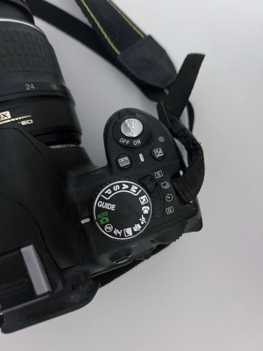 Фотоаппарат Nikon d100