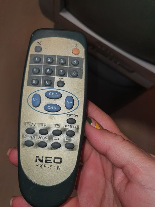 Телевизор NEO малък