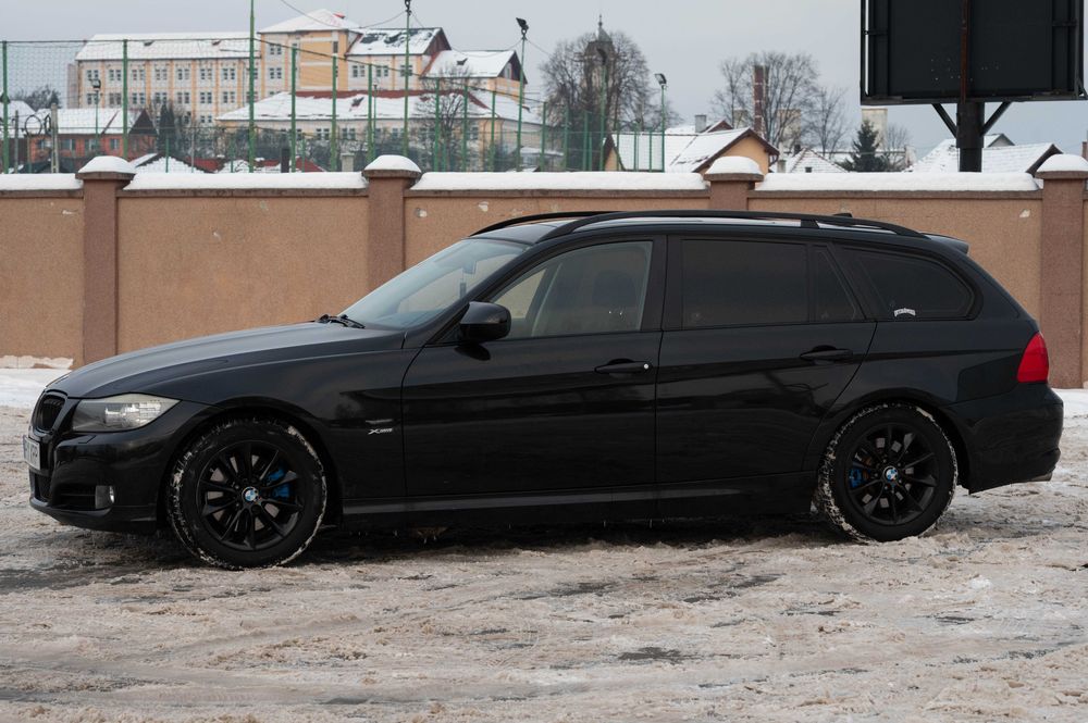 BMW Seria 3 E91 LCI – 2009 | xDrive | Manual | Panoramic