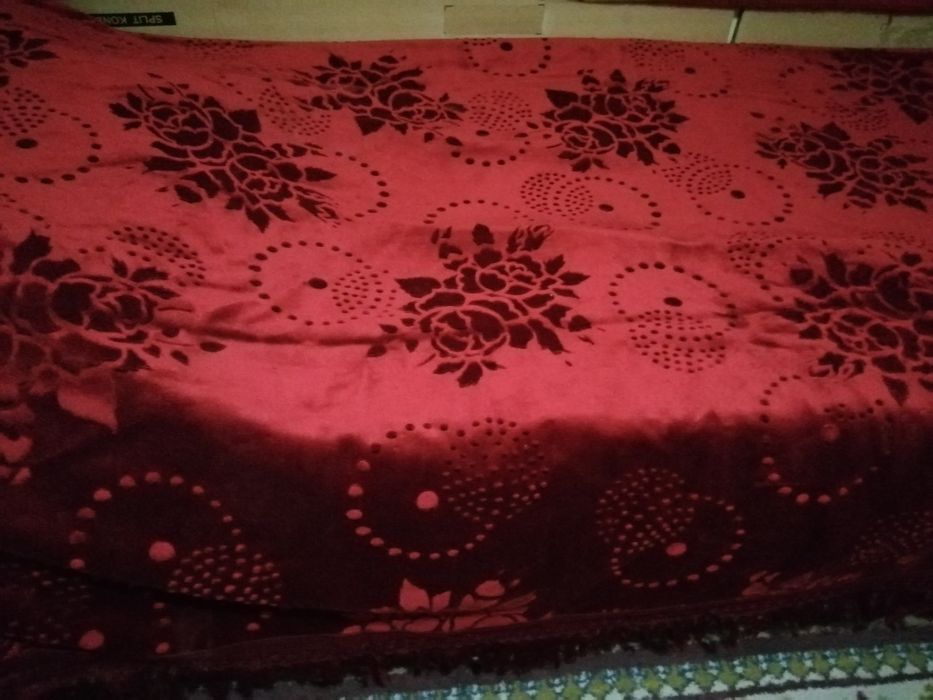 Покрывало двухспальное, велюровое