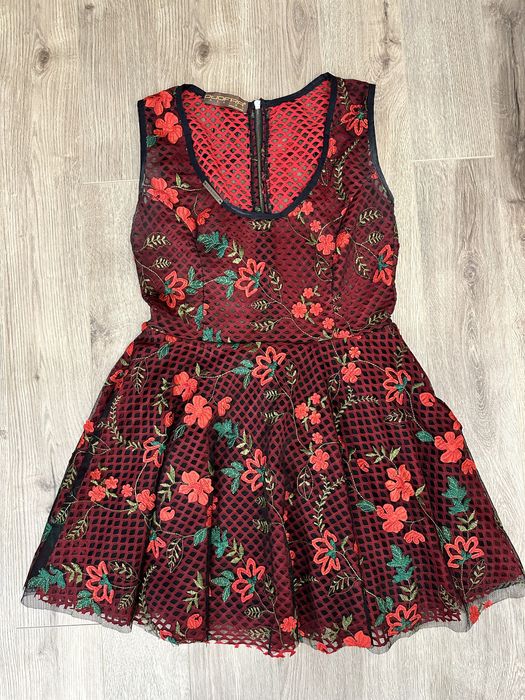 Къса рокля Djofra Джофра с бродерии