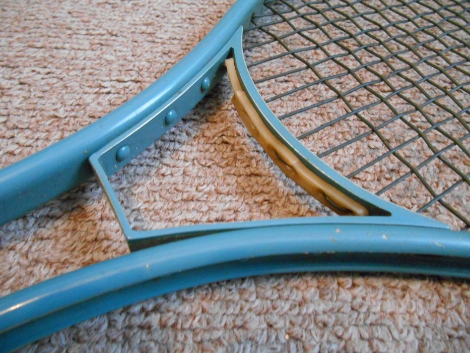 Продавам метална ракета за тенис на корт - "Сделано в СССР"