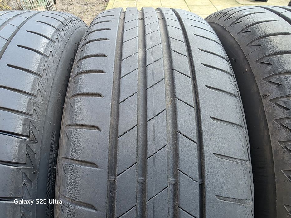 4бр. летни гуми 205/60/16 Bridgestone