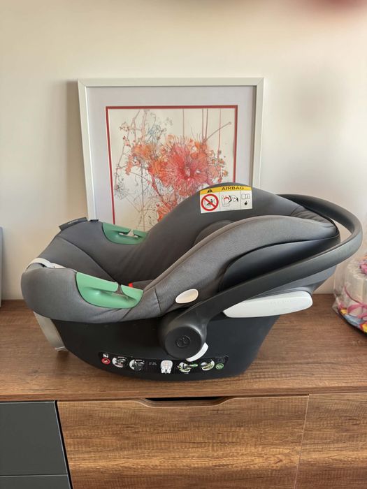 Столче за кола Cybex Aton 2 + Isofix стойка и ПОДАРЪК- кантар!