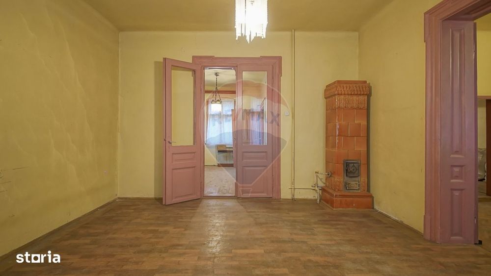 Clădire pt clinică stomatologică 10 camere, S + P + E, teren 282 mp - Mai multe