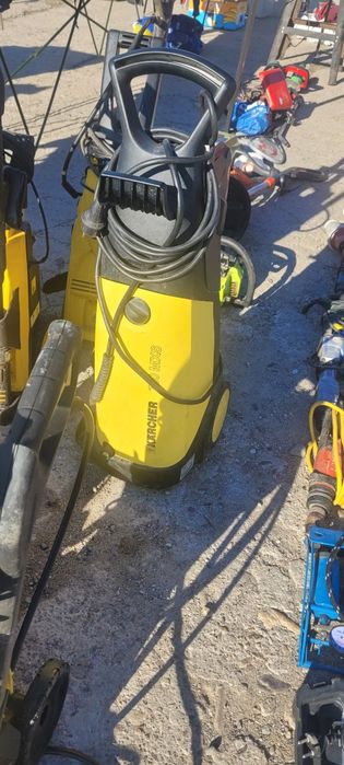 Aparat de spălat cu presiune KARCHER