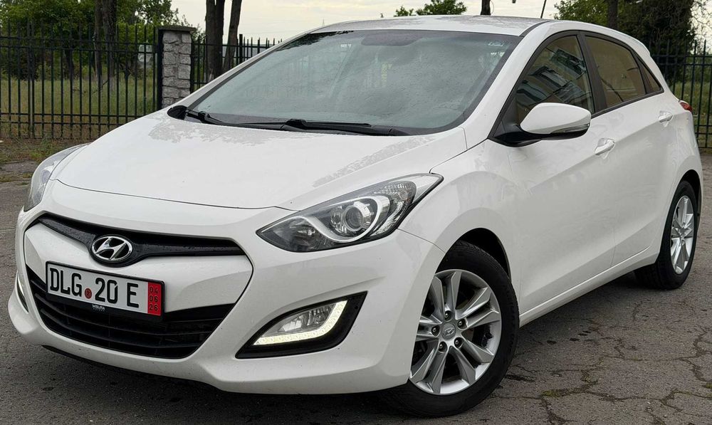 HYUNDAI i30*1.6 CRDI*2014*climatronic*scaune incalzite*LED