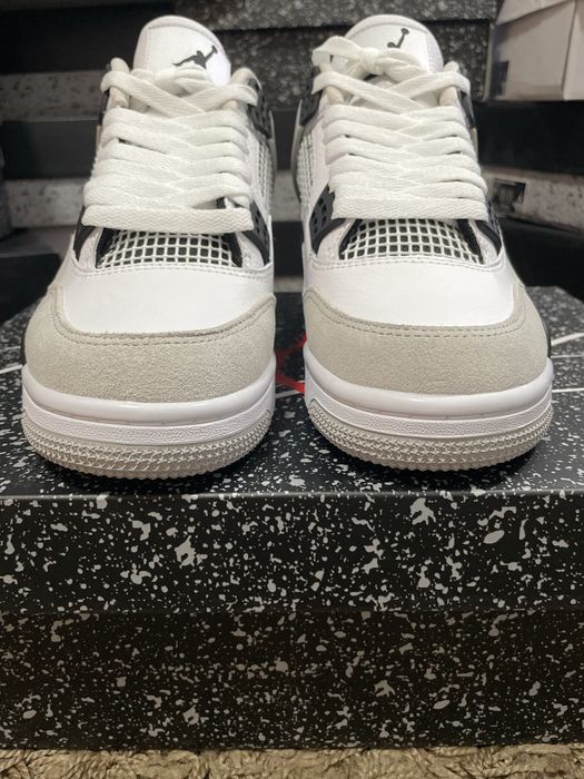 Jordan 4 Retro Military Black