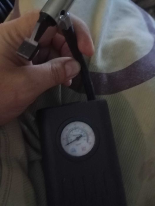 Насос дла авто на аккумуляторе компрессор