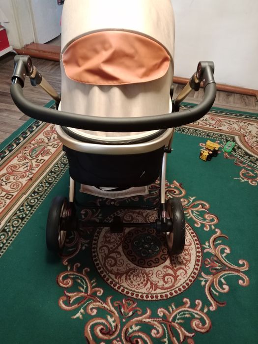 Продам коляски в отличном состоянии