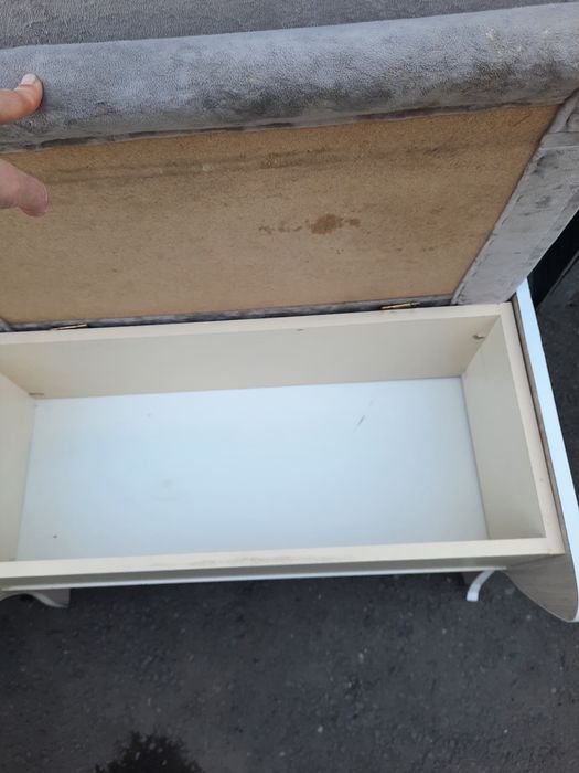 Стол.светильник...кух уголок