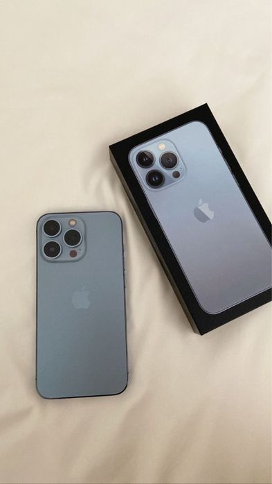 iPhone 13 Pro телефон
