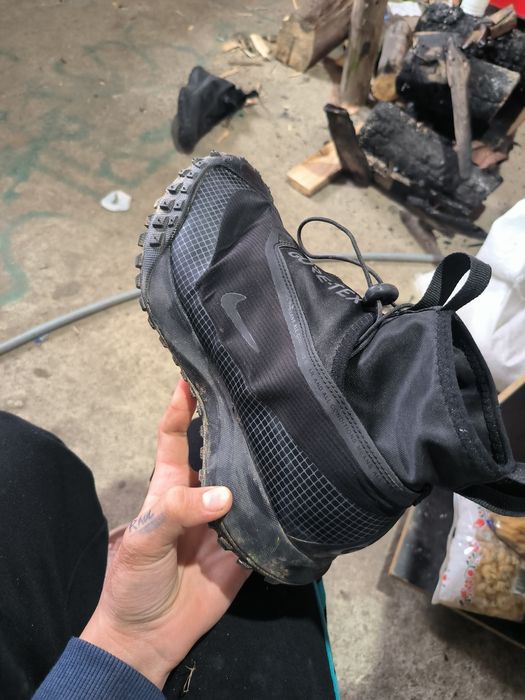 Papuci Nike originali de munte