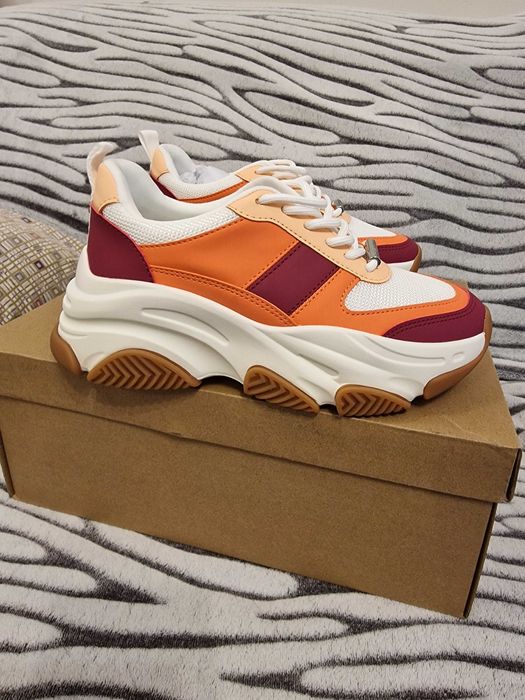 Скечърси Steve Madden