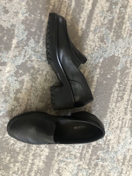 Ботинки размер 38-39