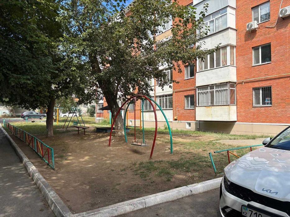 Продажа 3-комнатной квартиры, район КСК!
