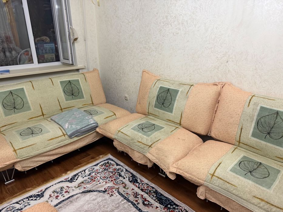 Продам диван с 2креслами