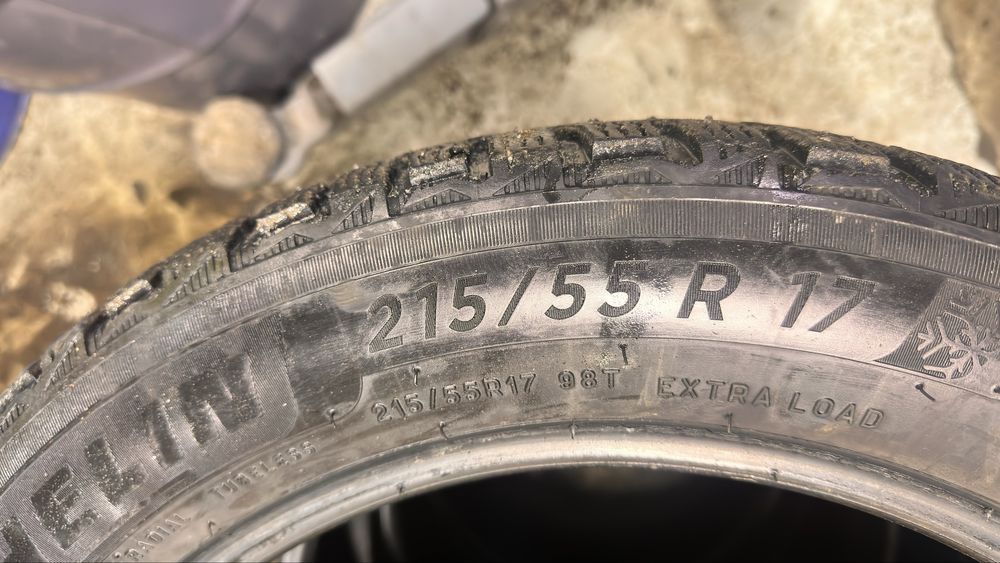 Продам зимние шины.