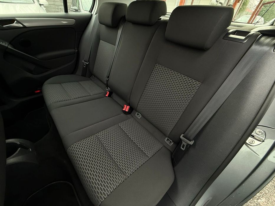 Volkswagen Golf 6 Comfortline - 1.2 Benzina 85cp, Euro5, Climatronic, Scaune incalzite, Senzori parcare fata-spate, Stare foarte buna! Rate cu avans 0