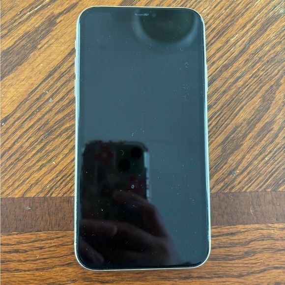 Iphone 11  продается бу