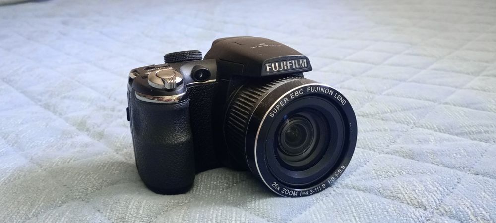 Фотоапарат Fuji FinePix S3300