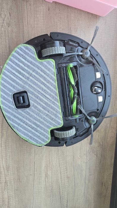 Робот прахосмукачка с моп 2в1  iRoomba Combo R113840