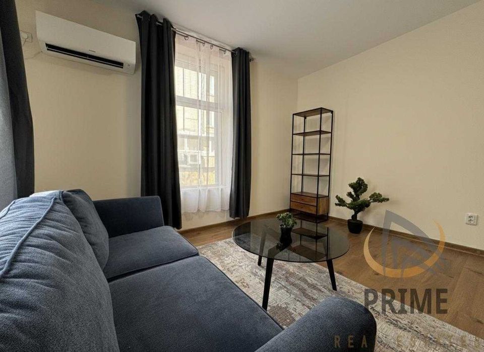 Продава се Двустаен апартамент в Бургас, Център - 66 кв.м за 1700 €/кв.м - Снимка #3