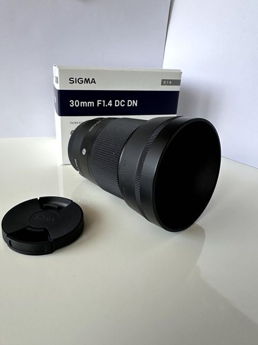Sigma 30mm f/1.4 Fujifilm X — ca nou, garanție + filtru Hoya
