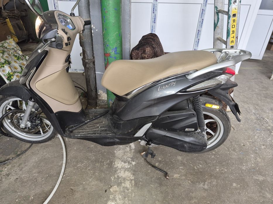 Scuter Piaggio de vanzare