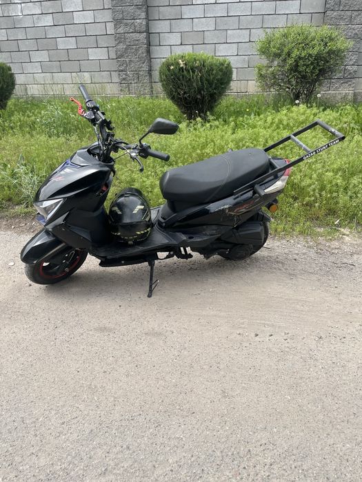 Продам м8 про на ходу