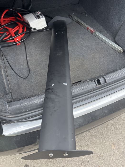 Eleron universal negru