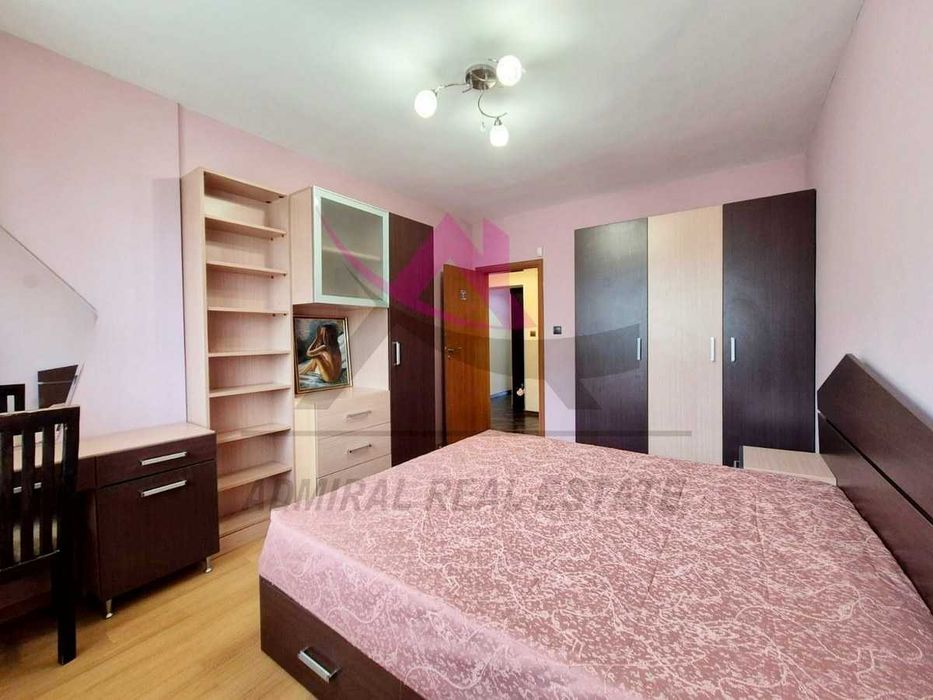 Дава се под наем Тристаен апартамент в Варна, Цветен квартал - 95 кв.м за 665 € - Снимка #2