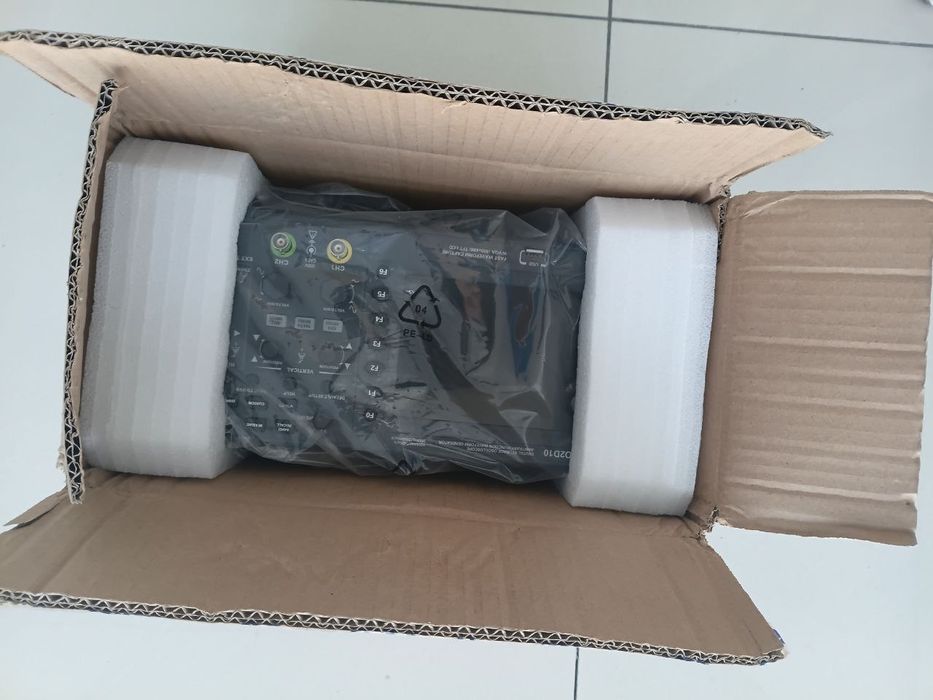 Осциллограф  Hantek DSO2D10