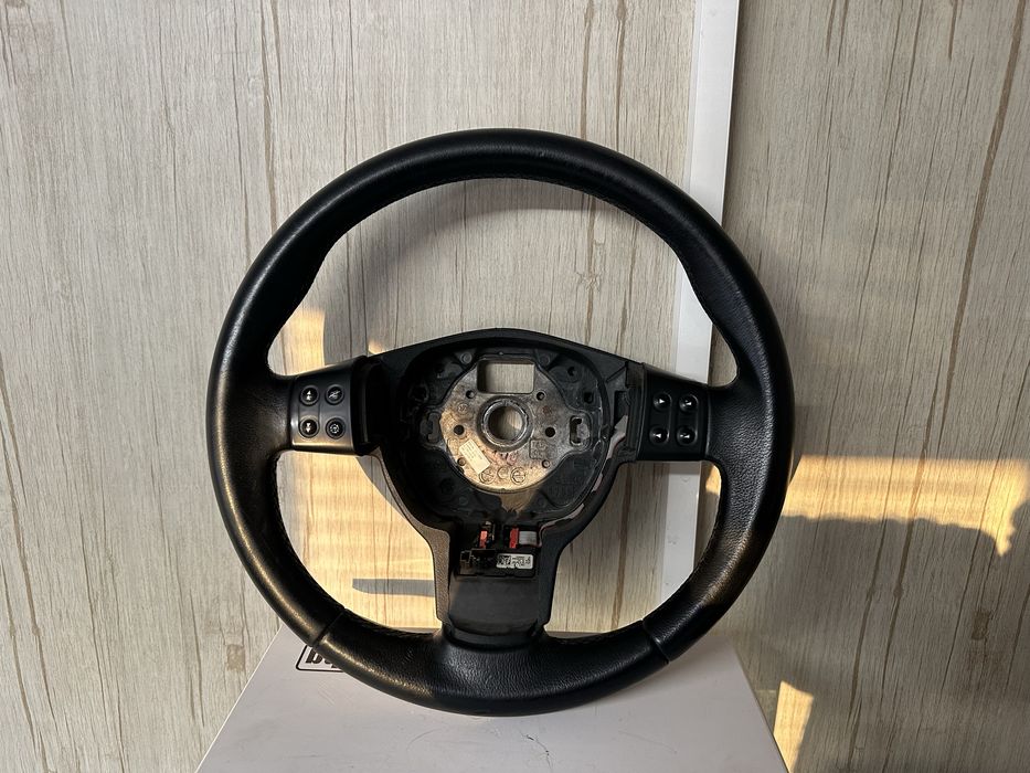 МултиВолан Сеат Леон,Алтеа