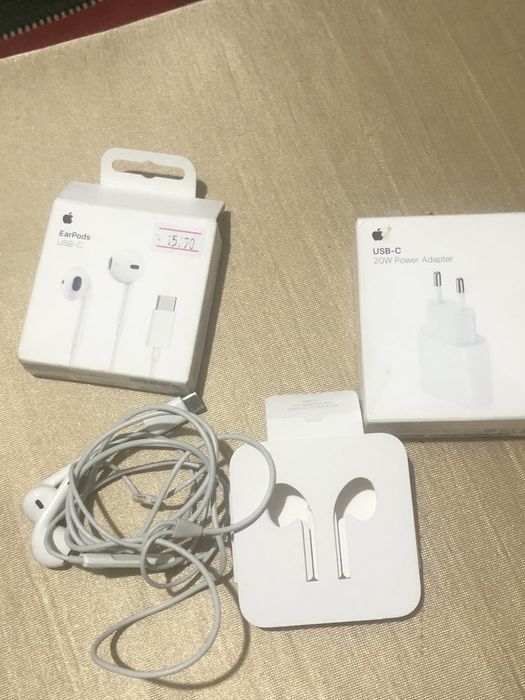 Адаптер и наушник тайпси оригинал продам