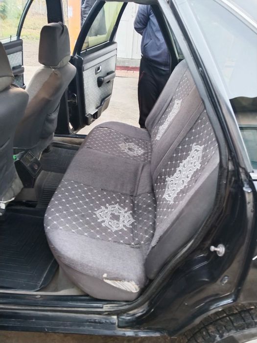 Продам Ауди 100 2.3