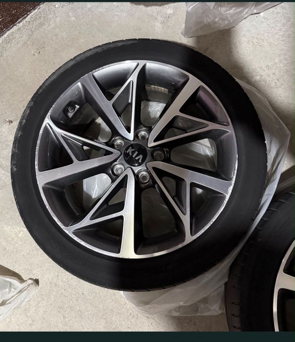 Jante Kia r18 225/45/18