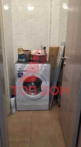 Дава се под наем Тристаен апартамент в Варна, Център - 77 кв.м за 1100 € - Снимка #7