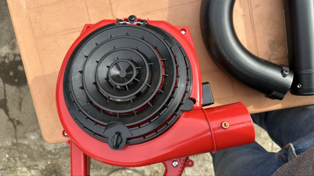 Бензинова духалка за листа 4в1