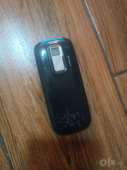 Nokia 5130 Express Music original. .