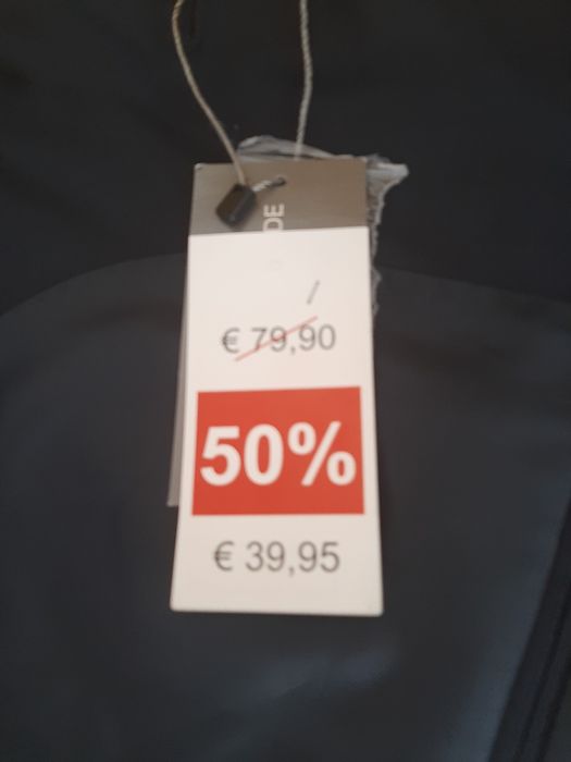 Sacou original gen HUGO BOSS marimea 56