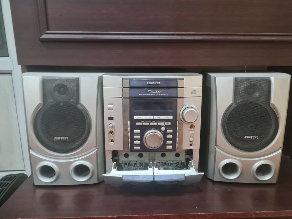 Музыкальный центр Samsung