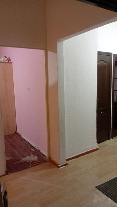 продам 2х ком.кв.в 10мкр дом 32