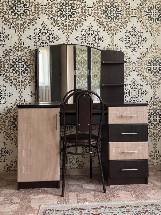 туалетный столик