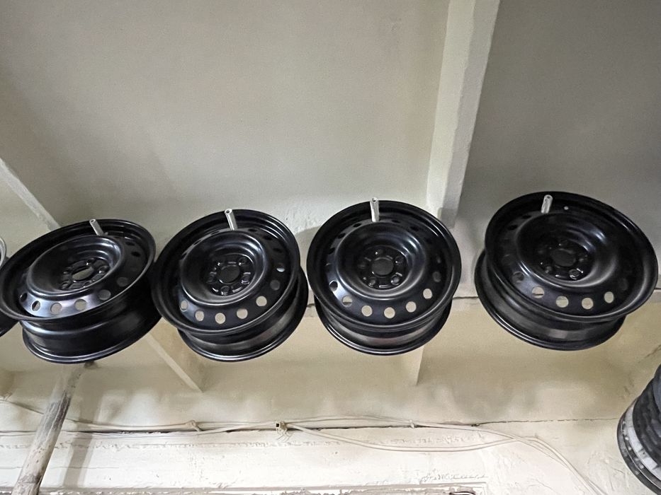 Продам диски от тайоты камри р16