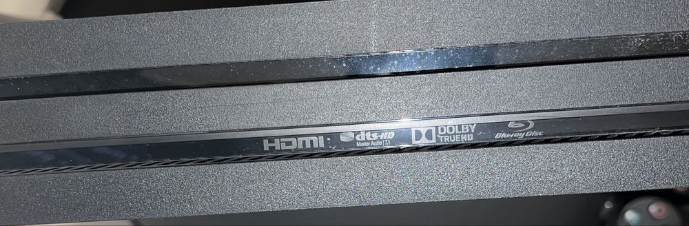 Ps 4 Pro 1TB + 2 controllere