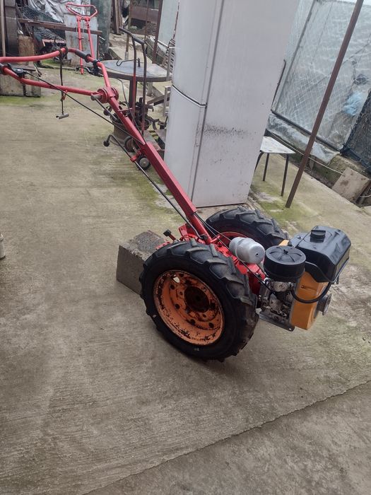 Мотоблок, мотофреза или мотокултиватор акме след основно  рециклиране.